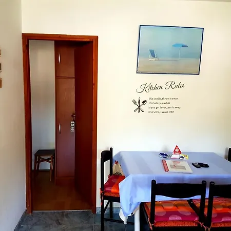 Uvala Prapratna 12207b * Jelsa