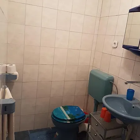 Uvala Prapratna 12207b Apartman Jelsa